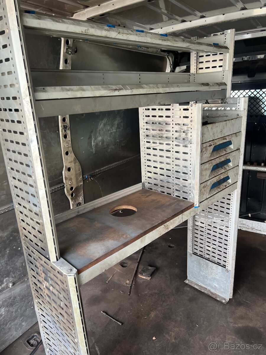 HLINÍKOVÝ REGÁL DO DODÁVKY 177x120x38cm - 2