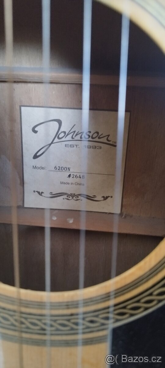 Akustická kytara JOHNSON 6200N - 2