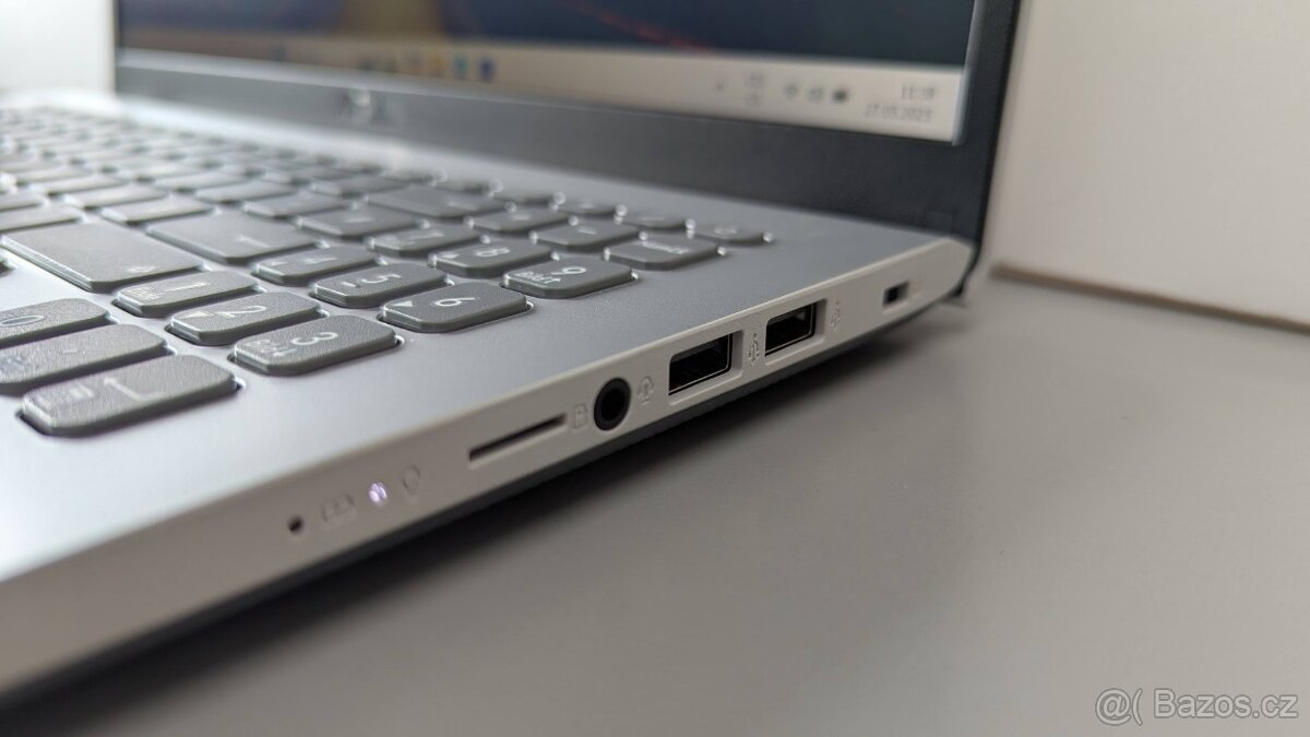 Nový notebook Asus M509D 15.6" FHD AMD R3 8GB 256GB SSD W11 - 2