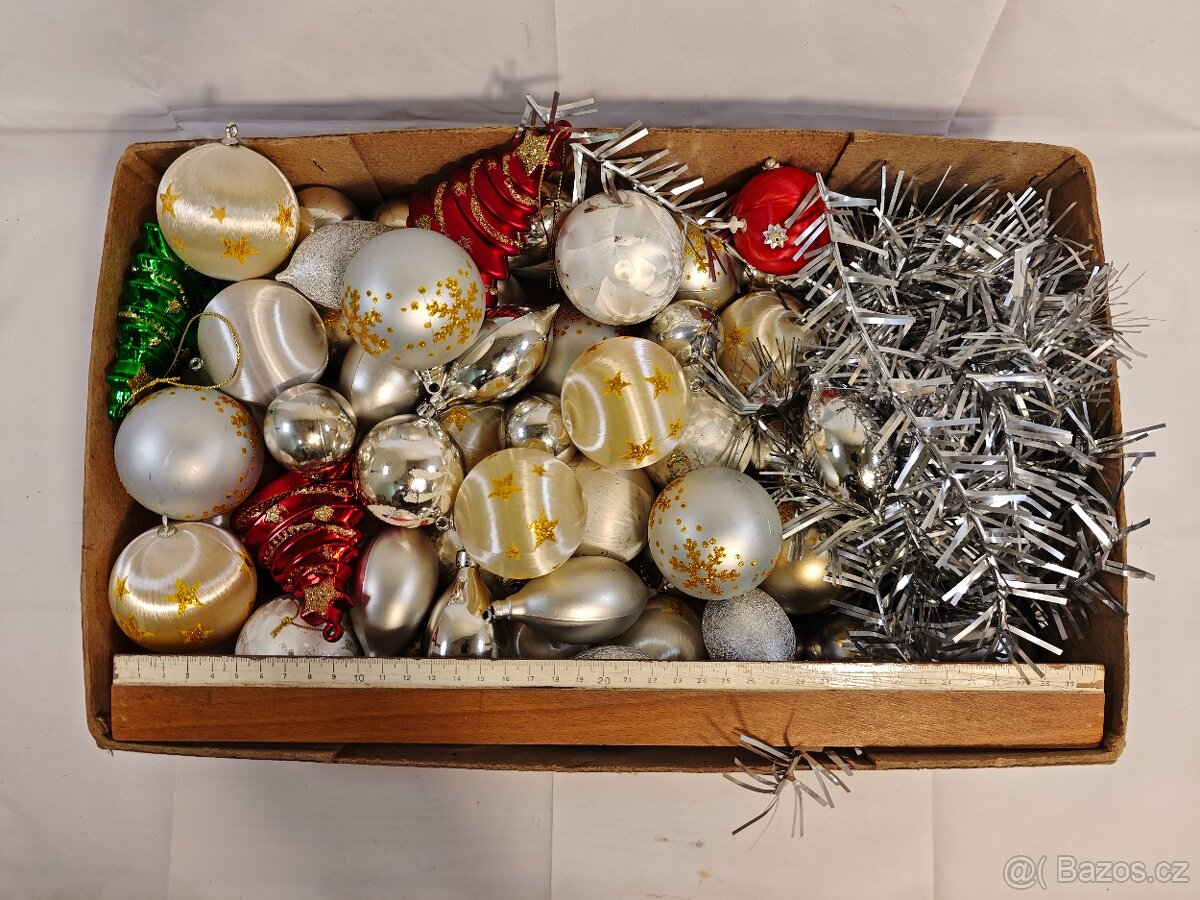 Velká krabice: RETRO Vánoční ozdoby (koule, špice, třásně) - 2