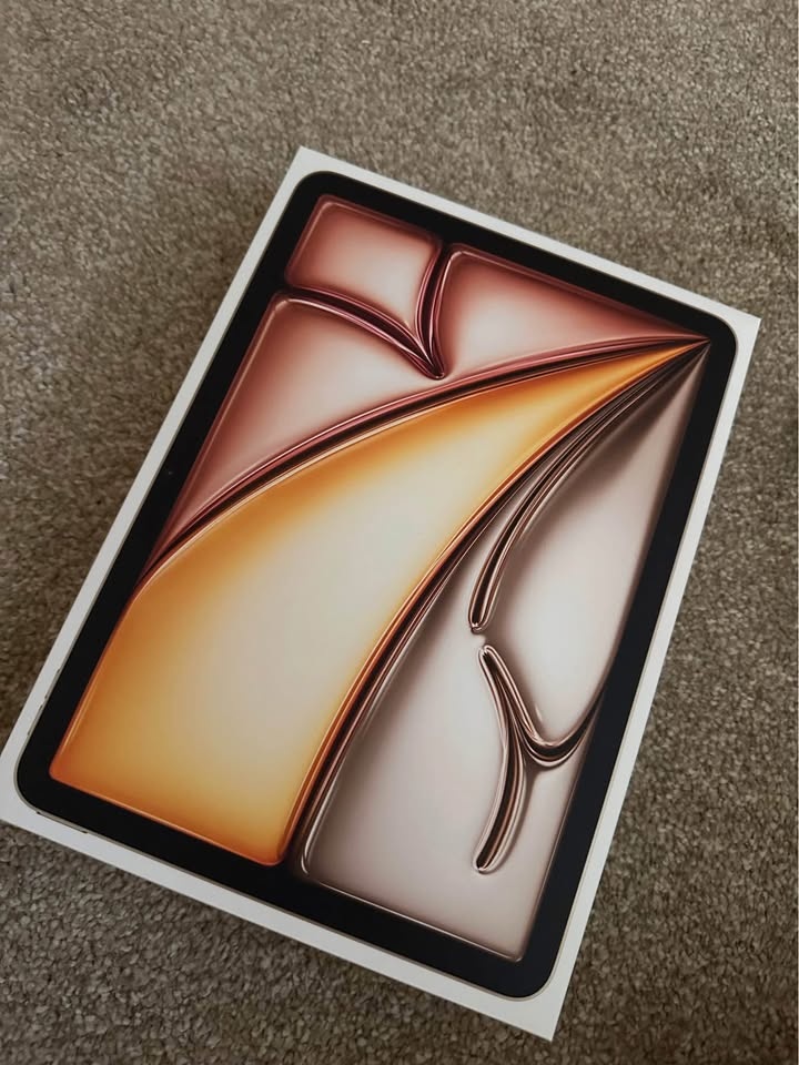 Apple iPad Air 11 M3 (2025) 128GB - 2