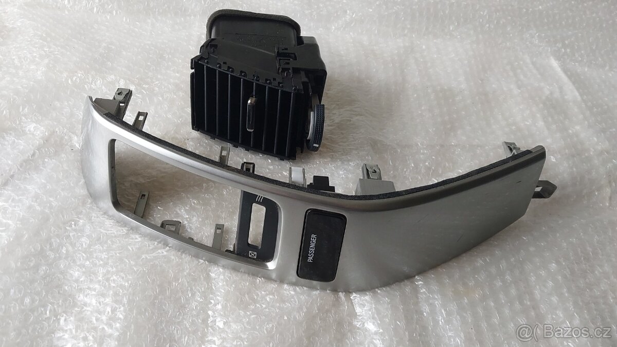 Toyota LC120 – Palubní deska