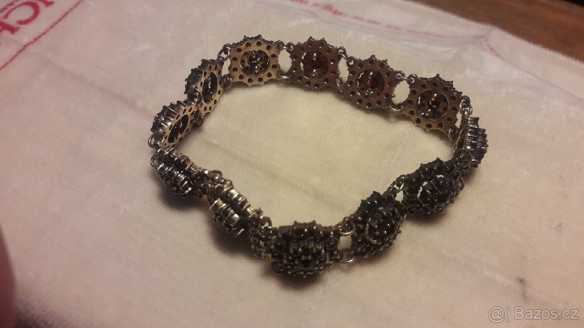 Český granát starožitné šperky - 2