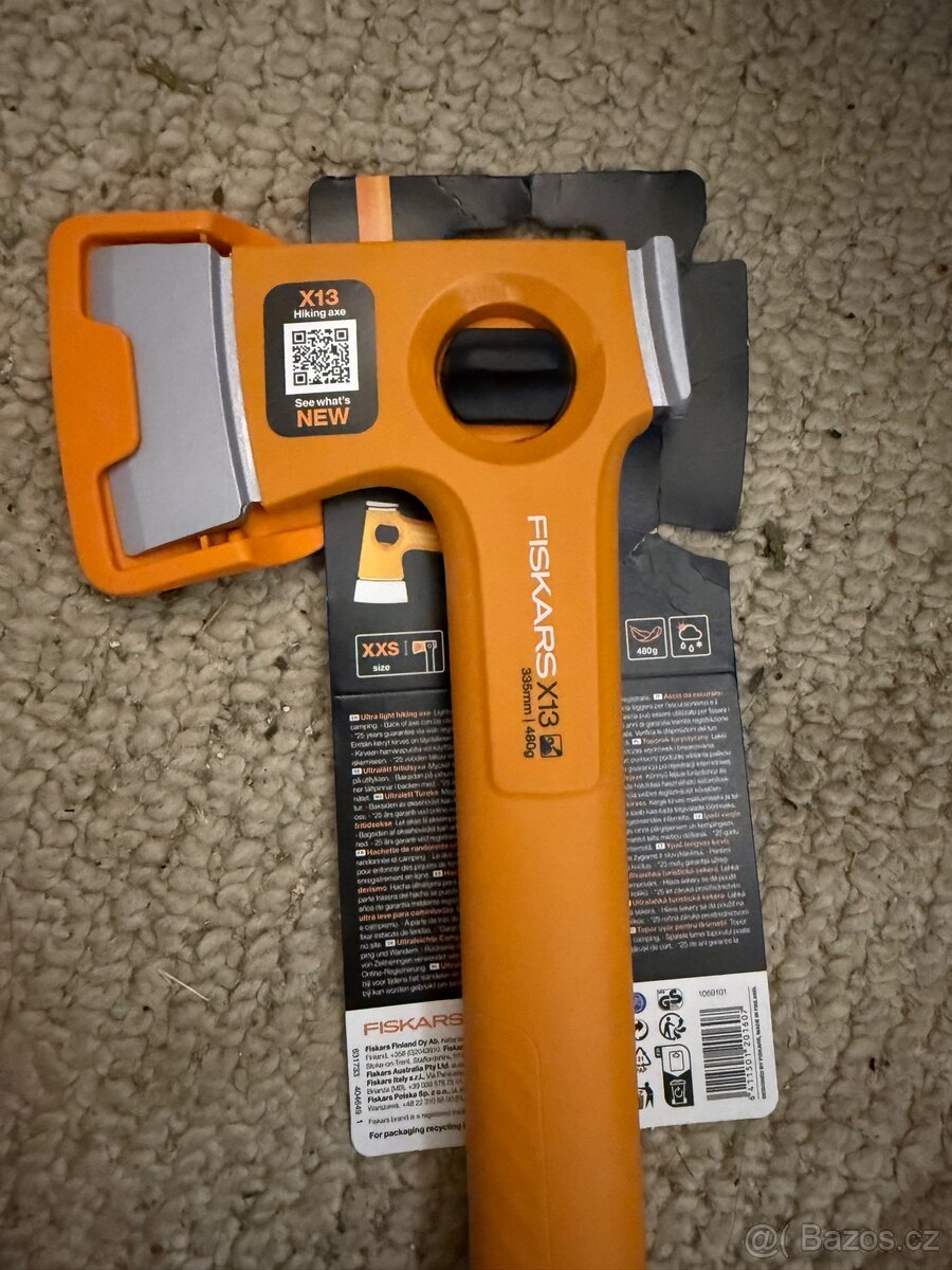 Univerzální lehká sekera Fiskars XS - 2