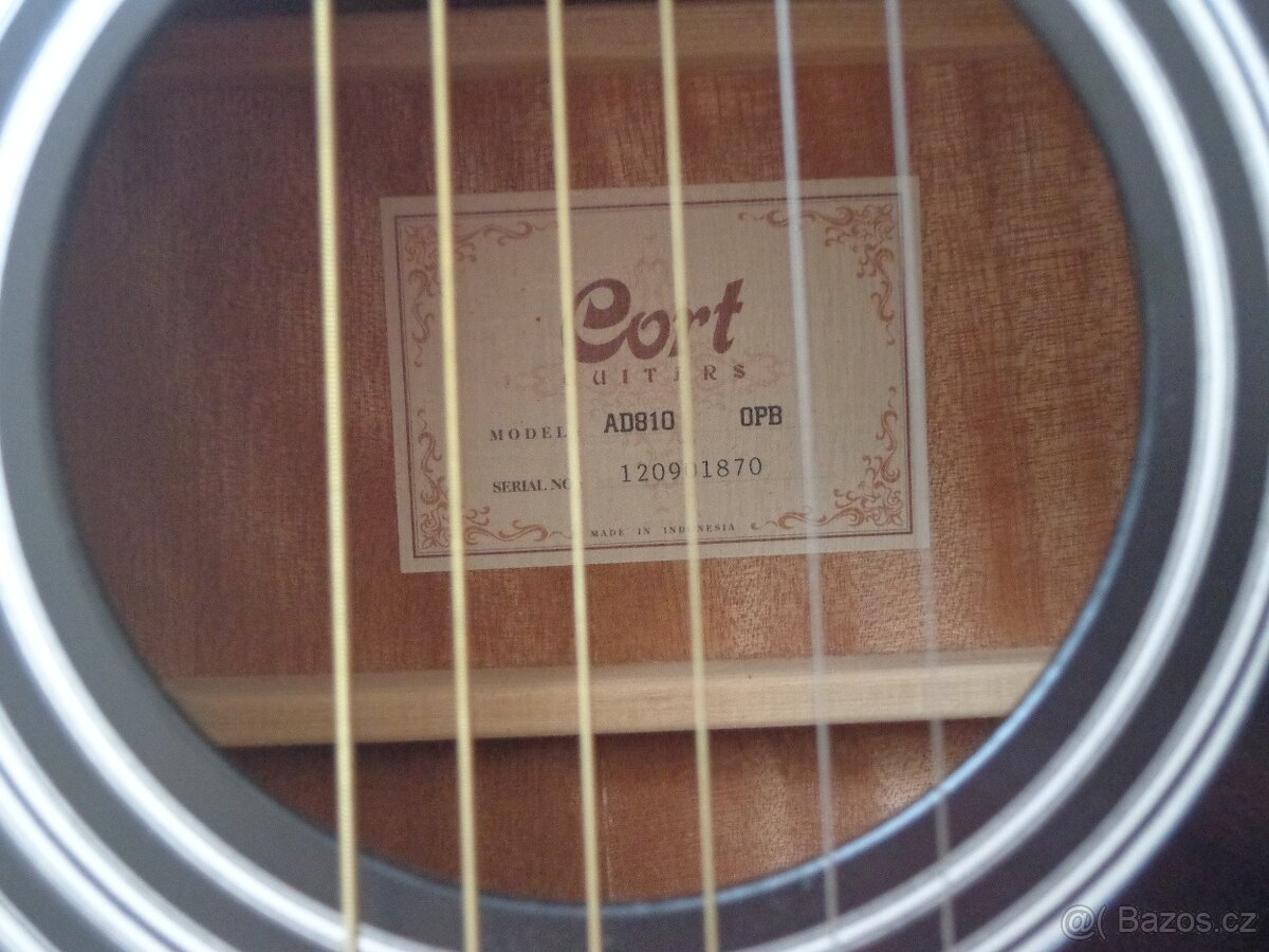 Kytara Cort AD 810 - 2