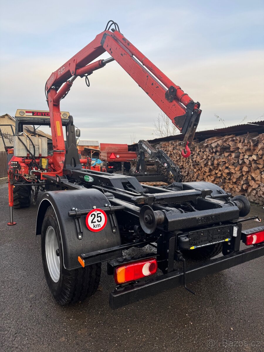 Traktorový nosič kontejnerů - 2