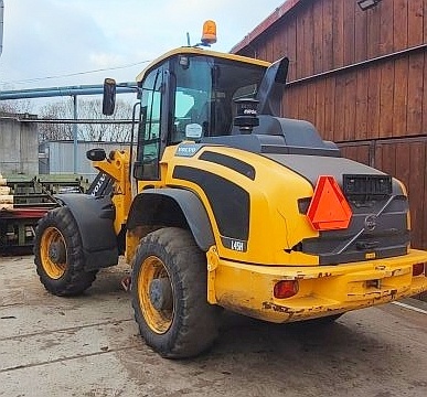 9.7t nakladač Volvo L45H vidle SPZ (2018) - 2