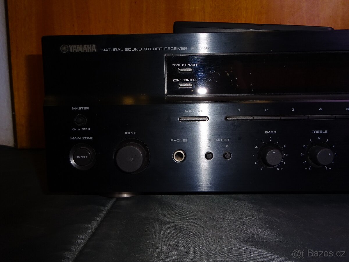 stereo receiver / zesilovač YAMAHA RX-497 - 2