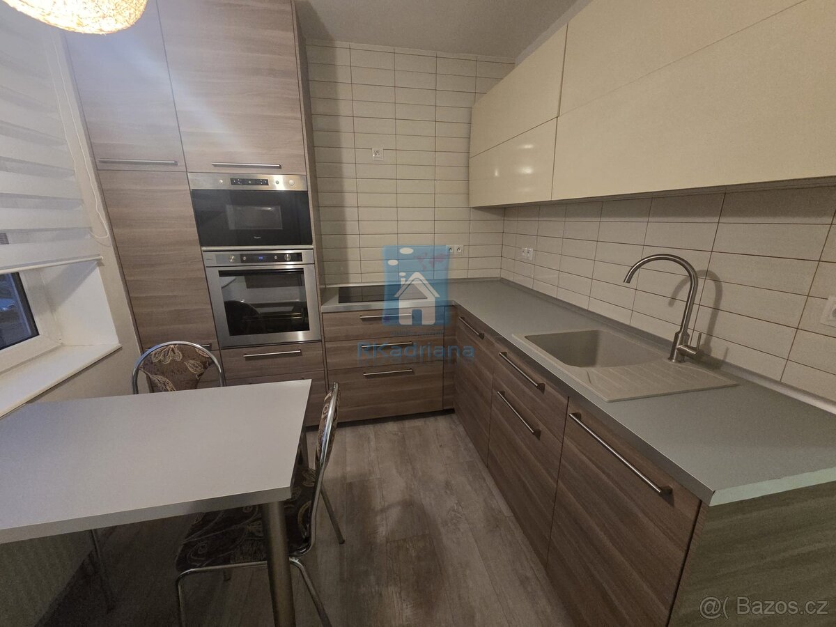 Pronájem bytu 2+1 Tlučná, ulice Na Čampuli, 67 m2 - 2