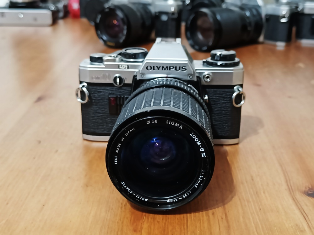 OLYMPUS OM-10 (Sigma Zoom 28-84mm) - 1979 - 2