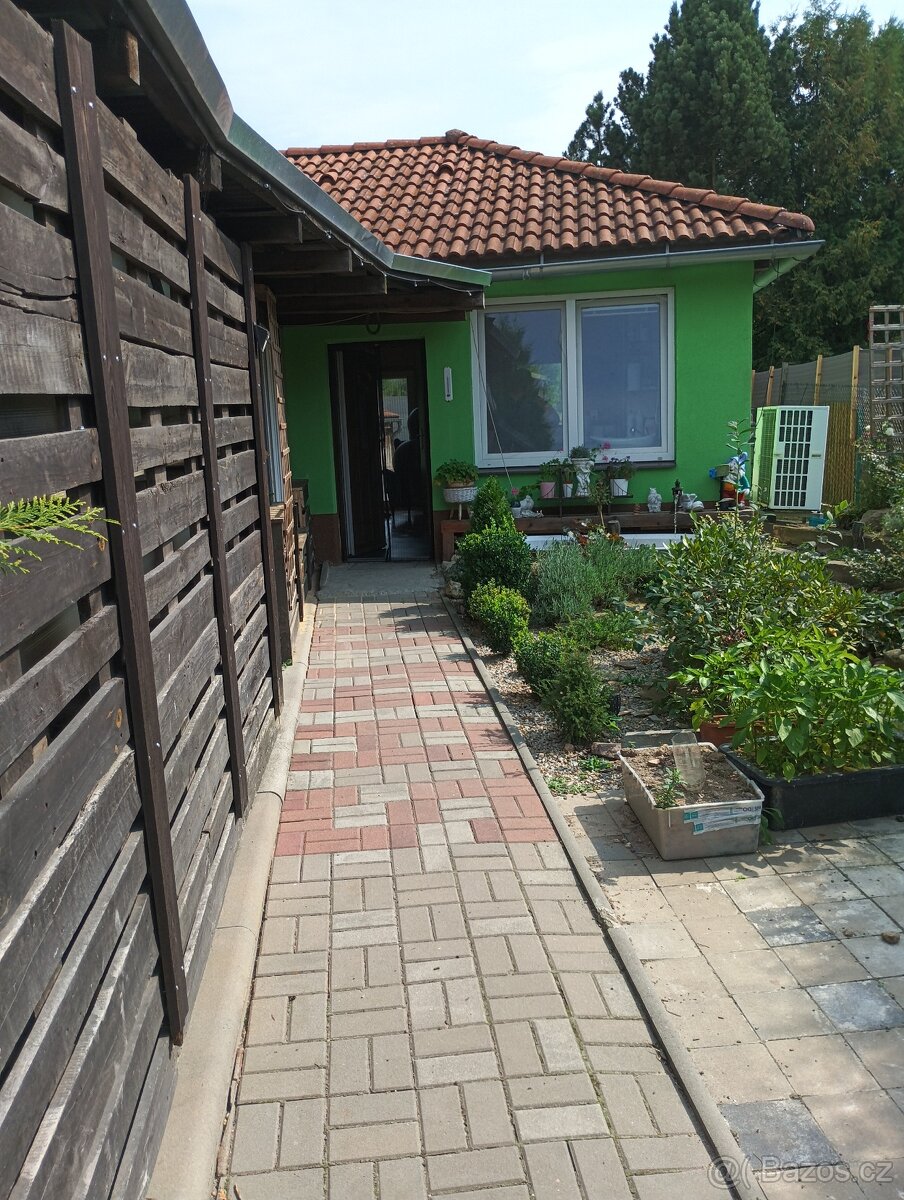 Pronajmu byt v rodinném domě - 2