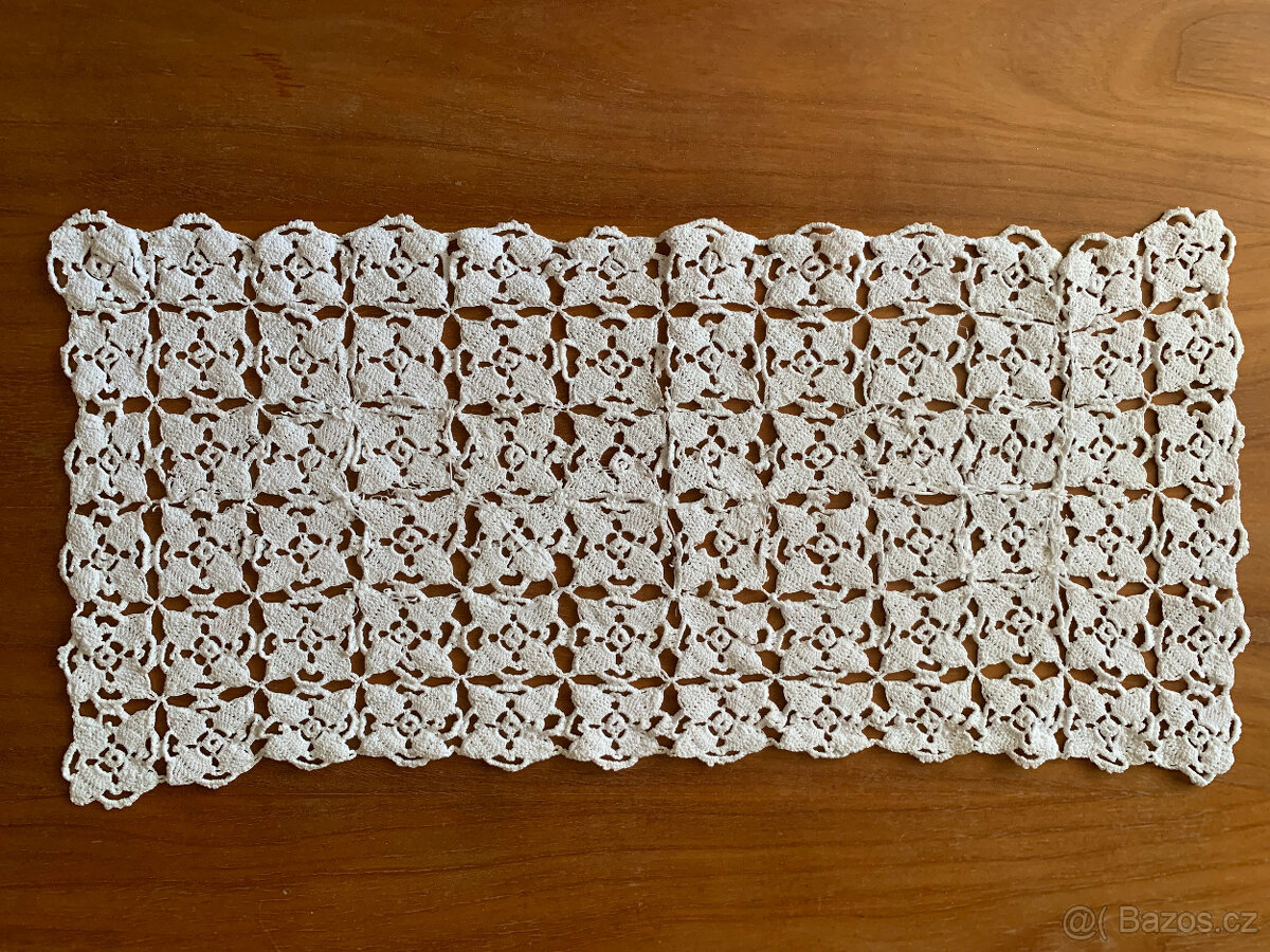 Prodám háčkované ubrusy, ruční práce - 2
