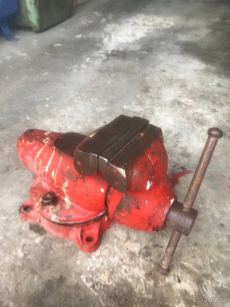 York 100 + zámečnický svěrák - 2