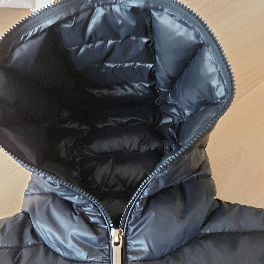 Lehká prošívaná bunda Armani - 2