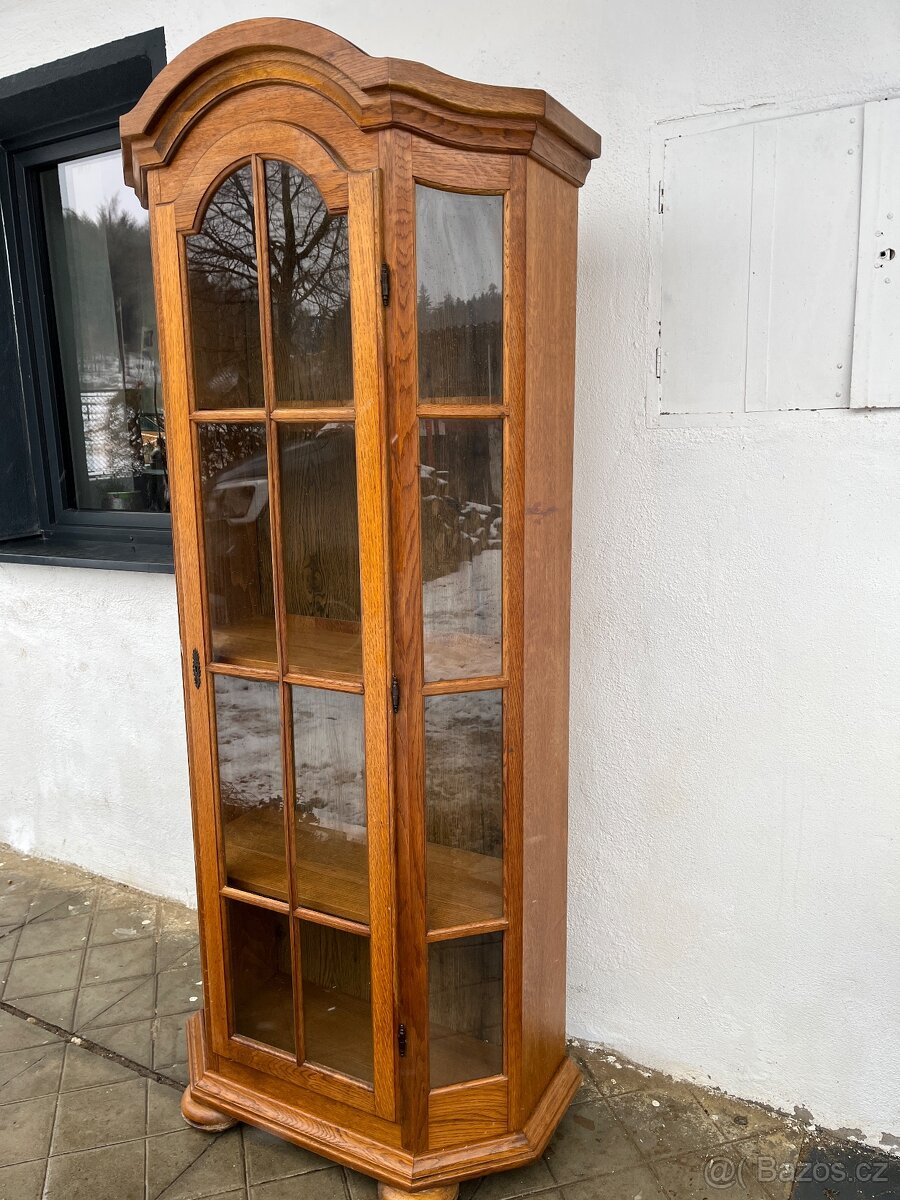 Rustikální vitrína - 2