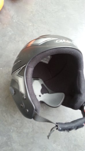 Dětská lyžařská přilba zn. Carrera. - 2
