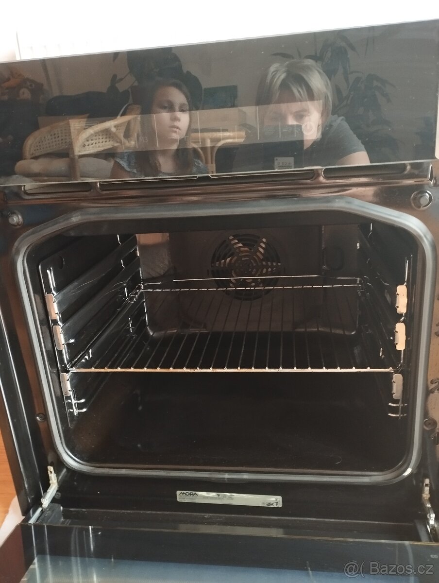 Vestavná trouba - 2