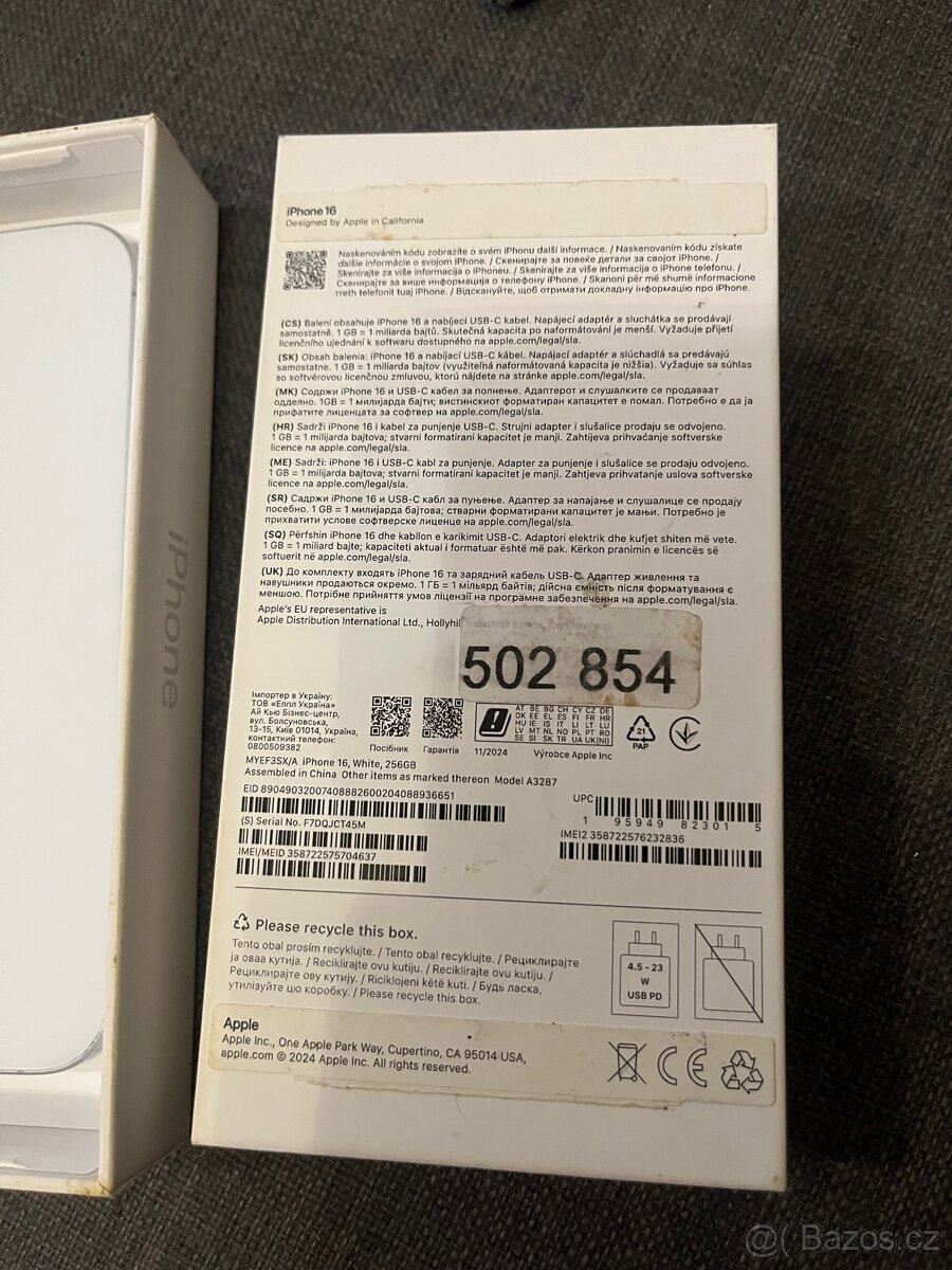 IPhone 16 bílý - 2