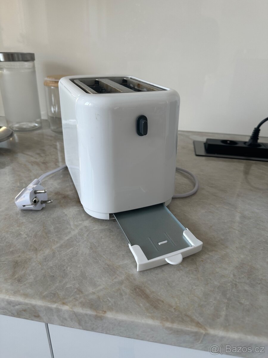 Toaster bílý - 2