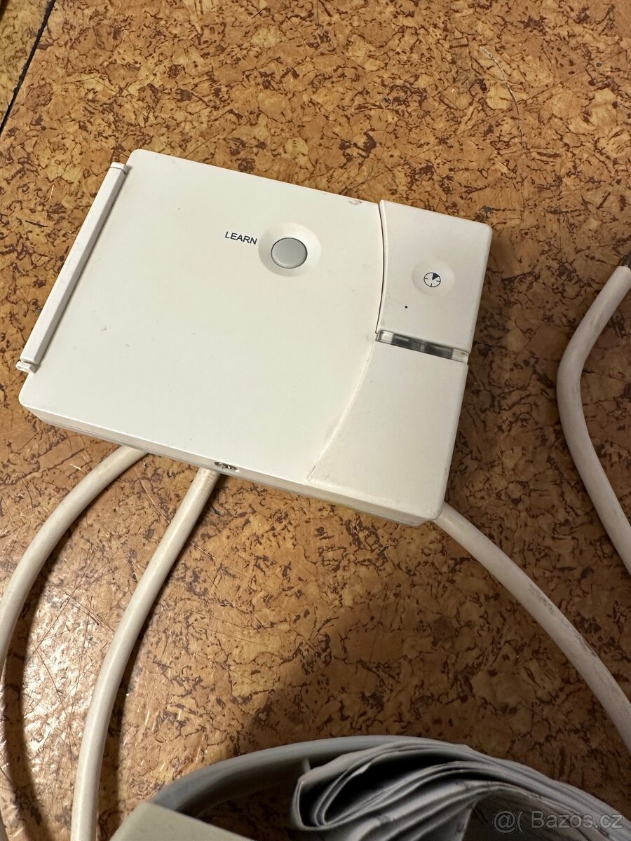 Bezdrátový termostat Siemens REV24RF/SET - 2