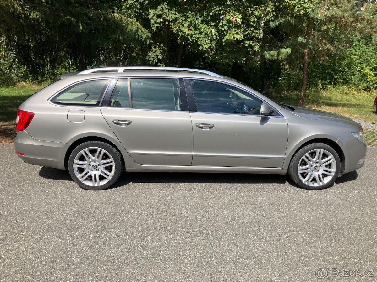 Škoda Superb, 3.6 FSI V6, Elegance, 4X4 CZ - 2