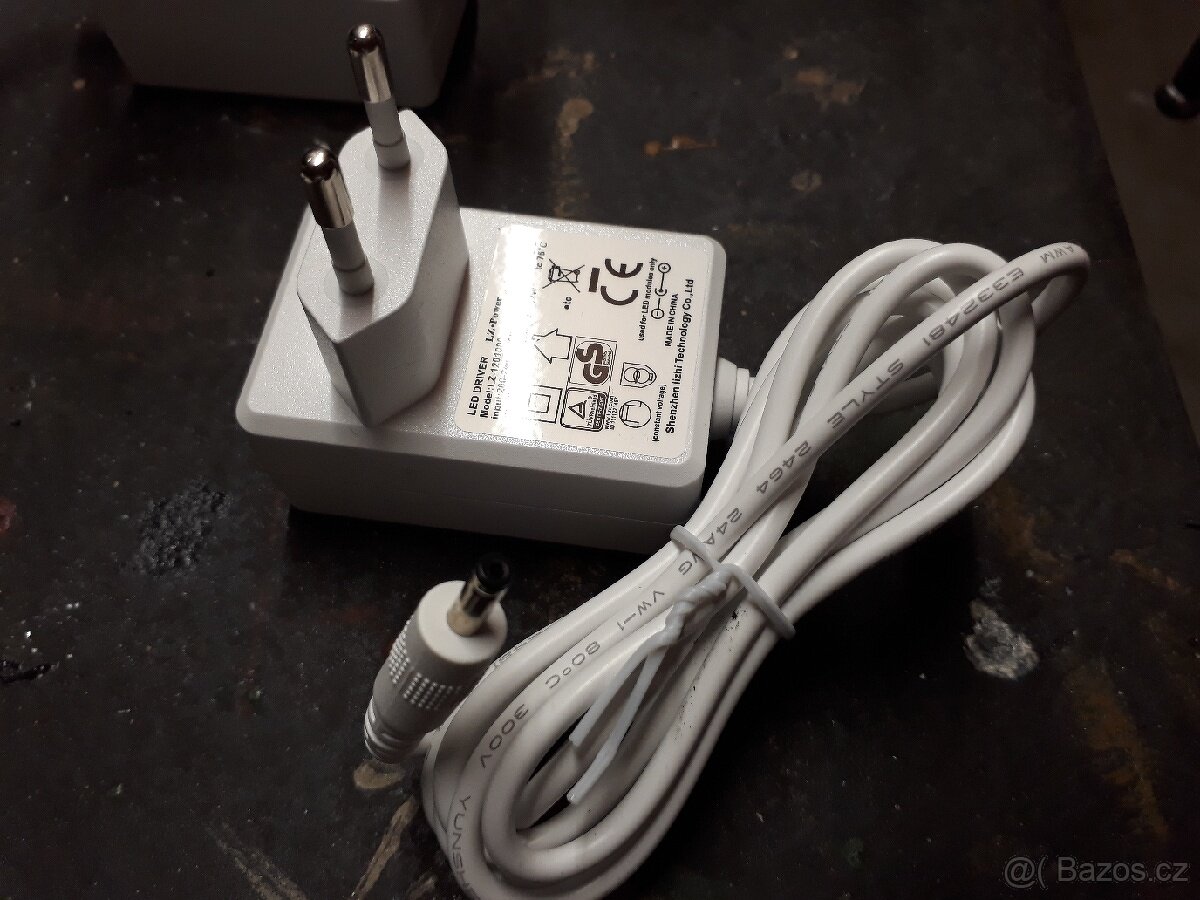 3 ks DC adaptér 240/12 V, max 1.0A, 12 W - 2
