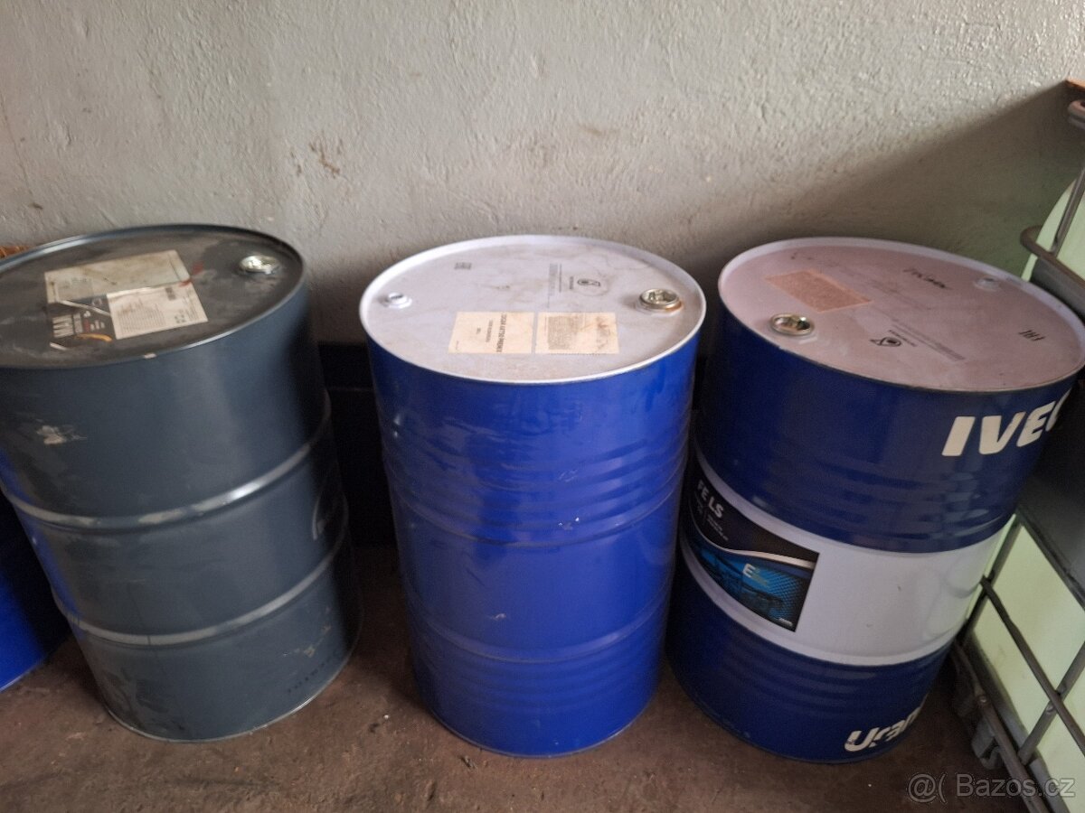 Kovový sud (200 litrů) - 2