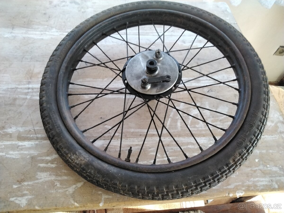 Kolo ČZ, přední s brzdou - 2
