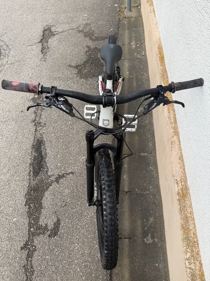 Commencal Clash 24 - 2
