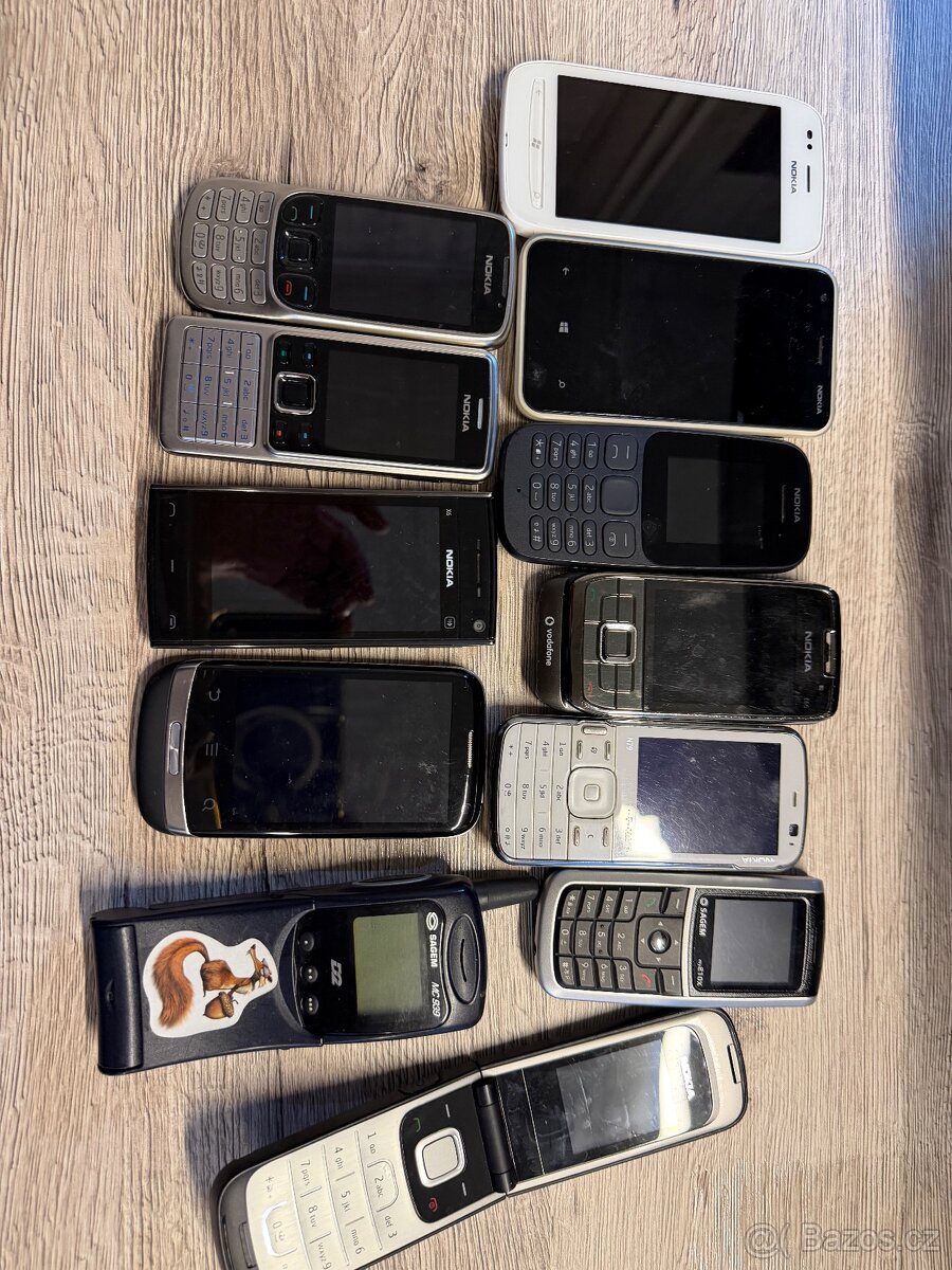 Mobilní telefony Nokia - 2