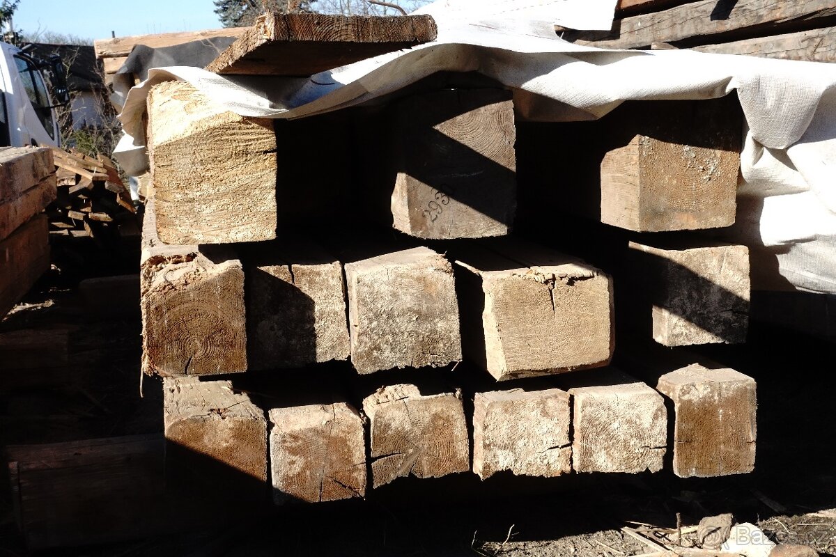 Tesaný trám, dřevěné trámy, historické trámy - 2