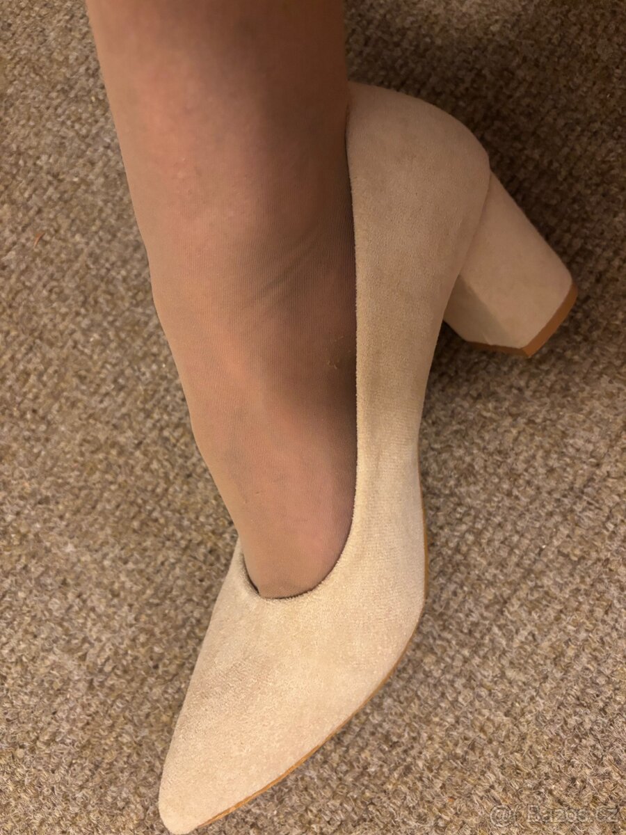 Obuv lodičky nude velikost 38 - 2