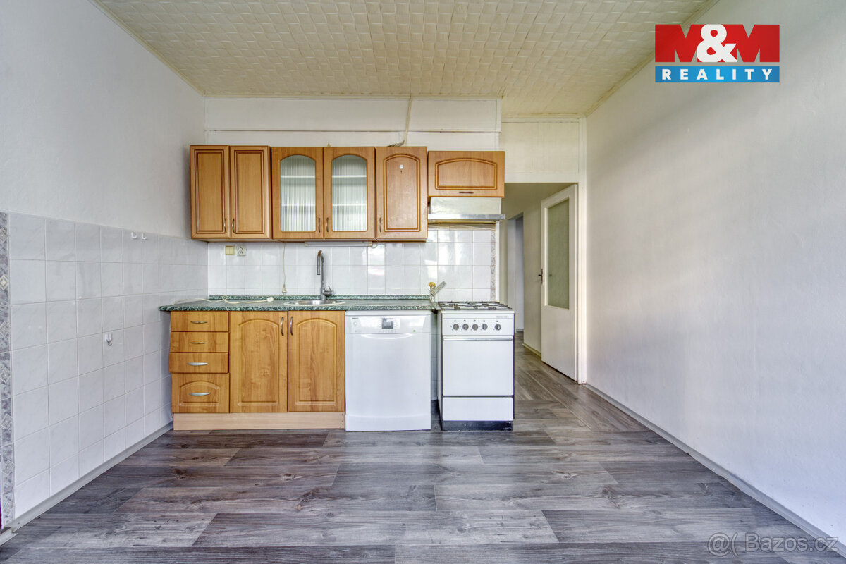 Prodej bytu 3+1, 82 m², Cheb, ul. Dvořákova - 2