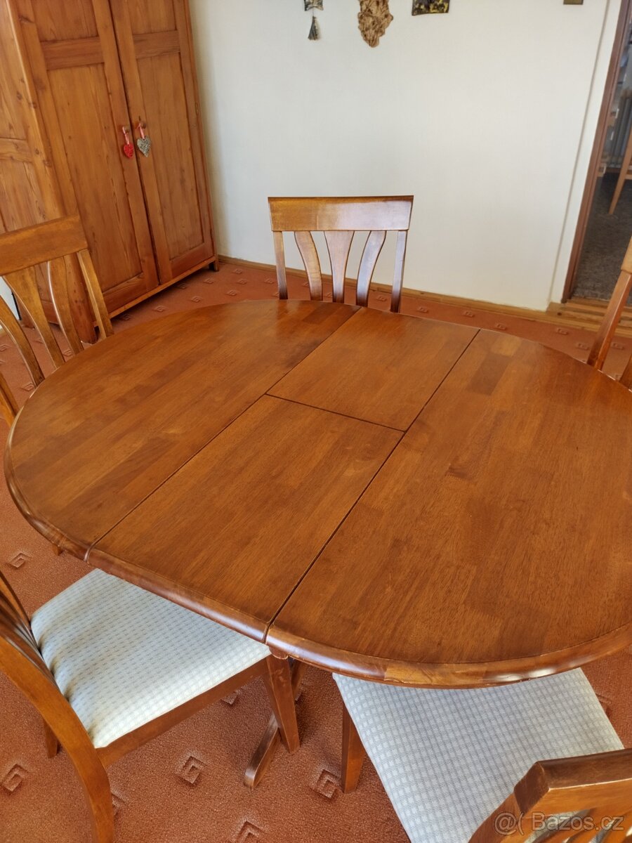 Jídelní stůl a židle - 2