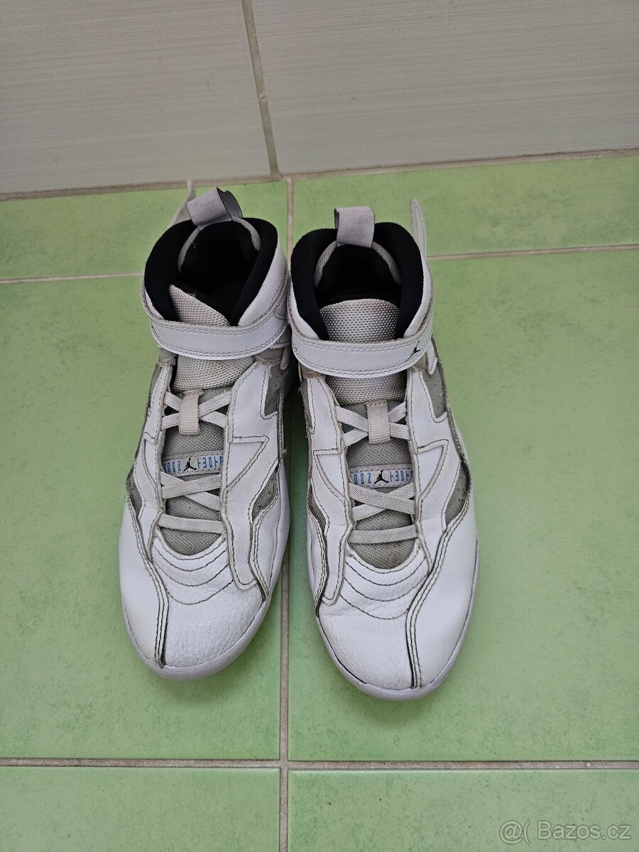 Prodám boty Nike Jordan, vel. 35 - 2