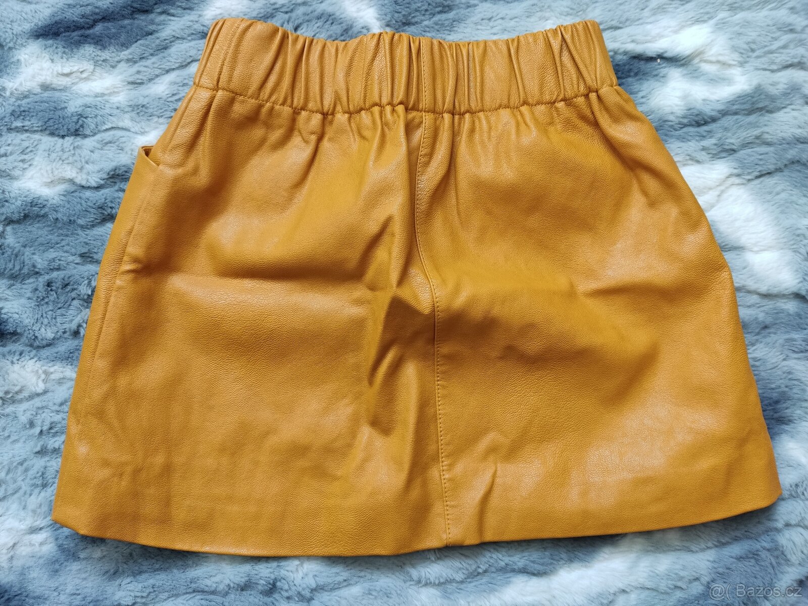 Dívčí koženková sekně - 2