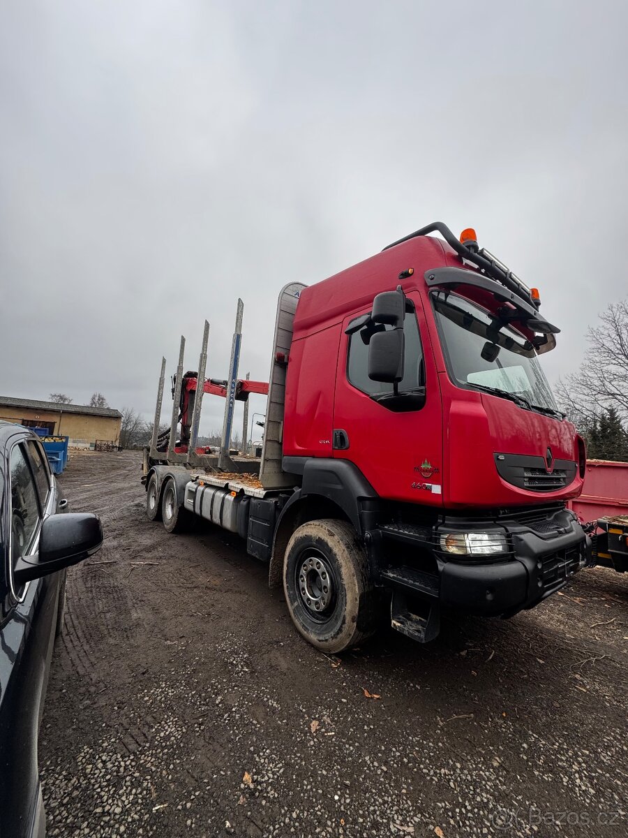 Renault Kerax 6x4 Lesovůz - 2