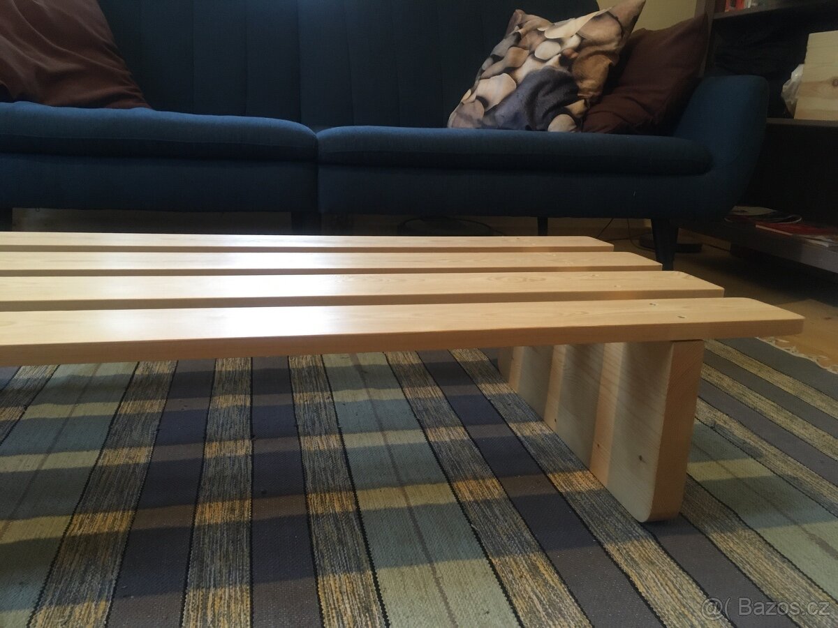 dřevěná lavice z masivu / dětská postýlka / stolek / pódium - 2