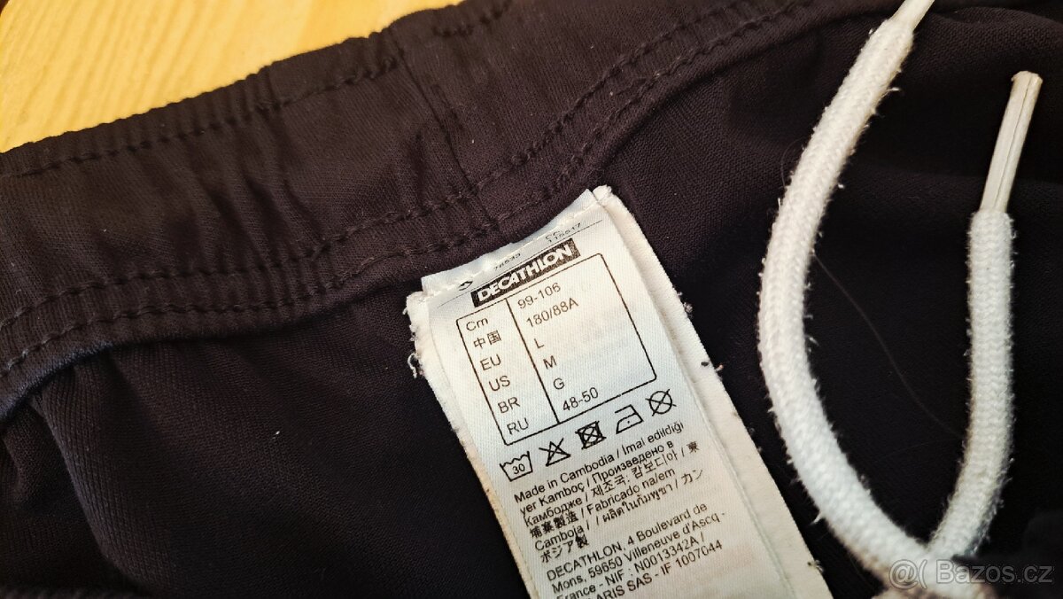 Černé super tepláky Kipsta,vel.M/L - 2