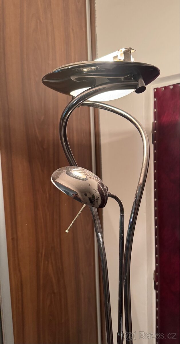 Stojací lampa možnost regulace světla - 2