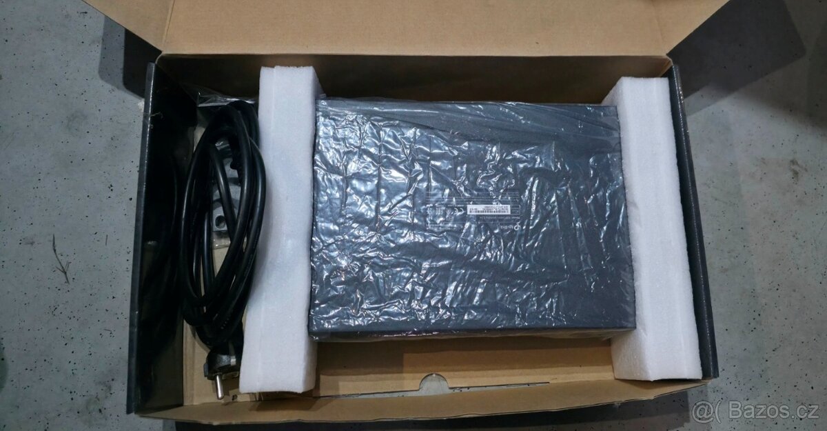 Switch TP-Link TL-SG1016D - 2