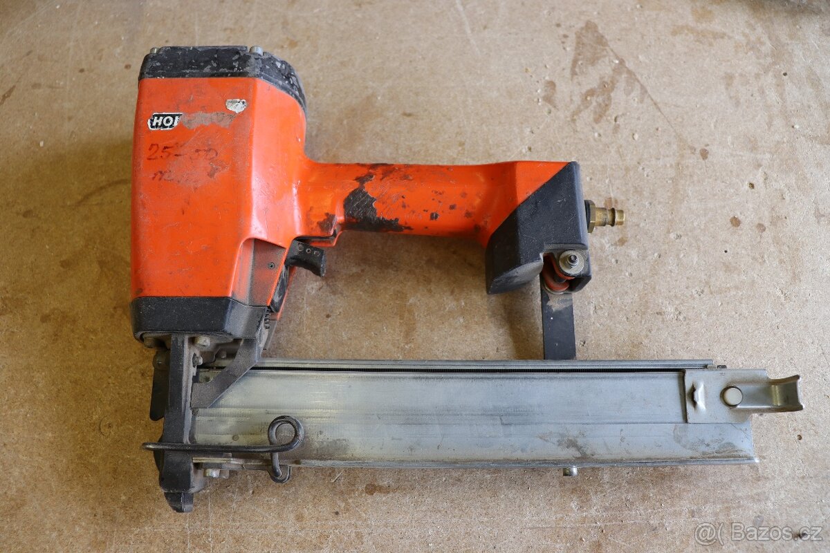 Sponkovačka Holzher H3431B - 2