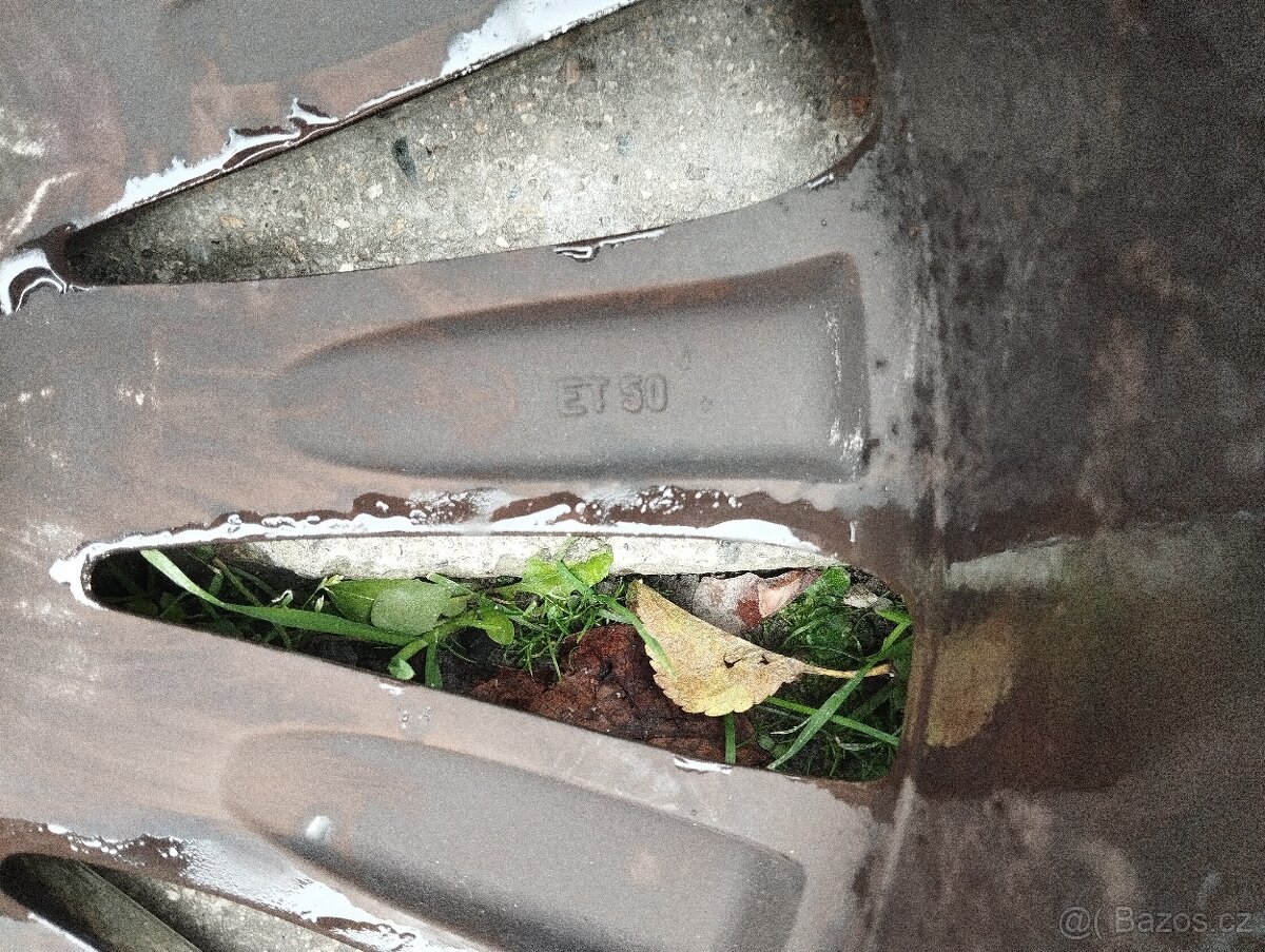 ALU kola Ford 17 - 2