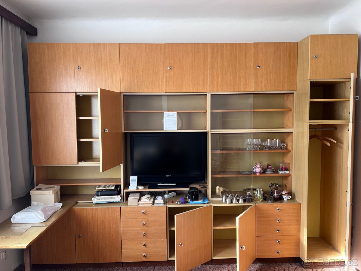 Obývací stěna retro - 2