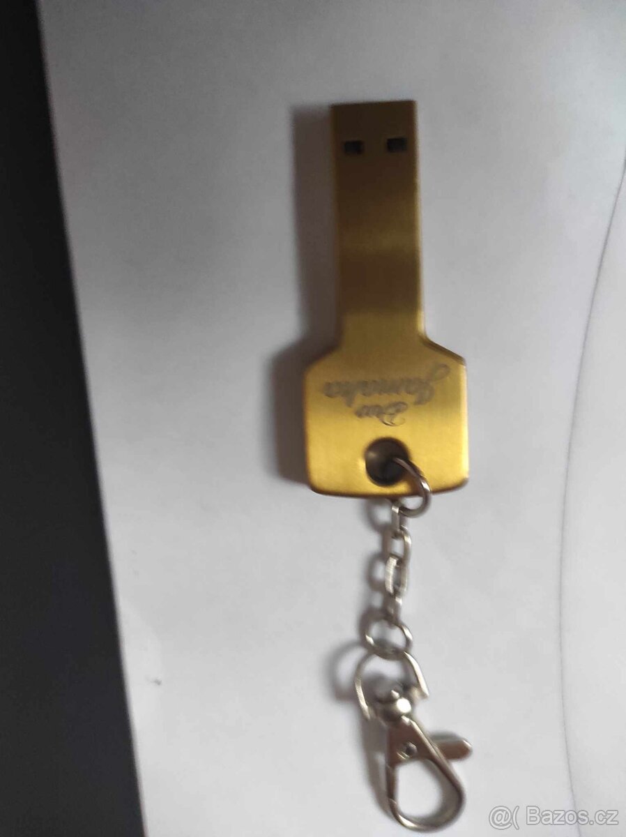 USB KLÍČ - 2