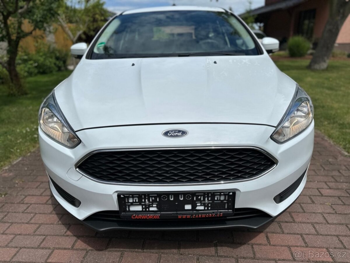 nabízíme Ford Focus 1.0 EcoBoost 74kw - 2