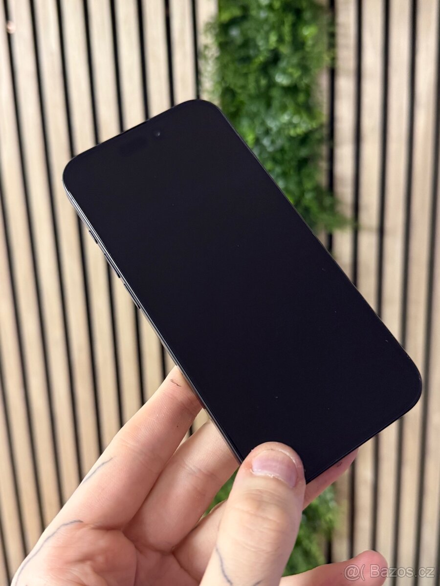 iPhone 15 Pro 128GB TOP stav - 2