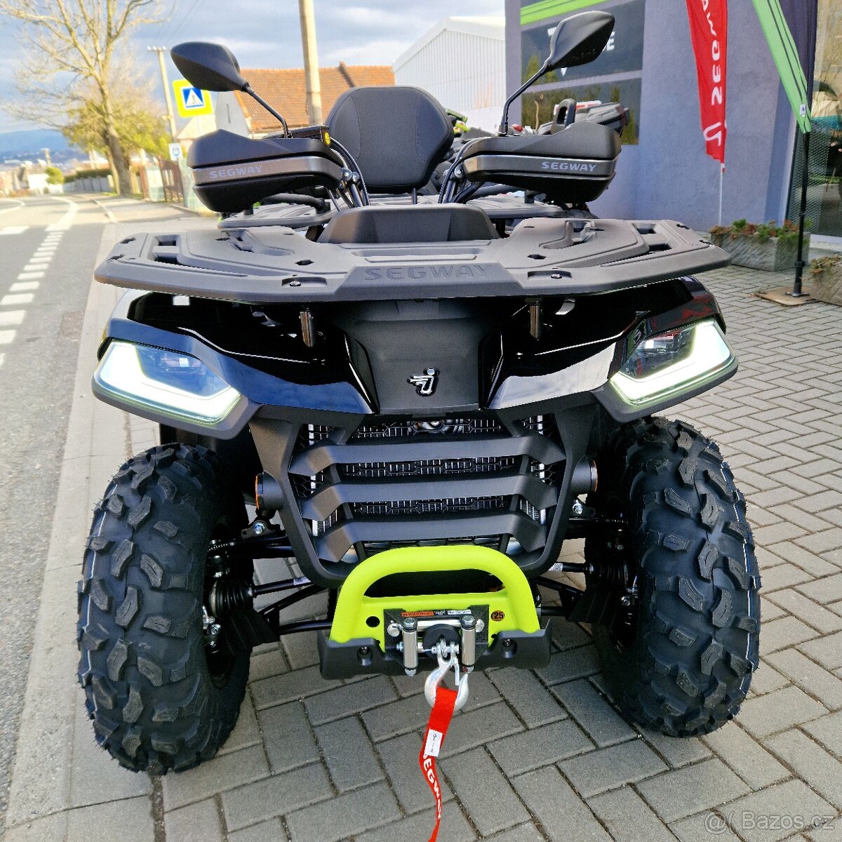 Nová čtyřkolka Segway AT5L Green s posilovačem a Bílou SPZ