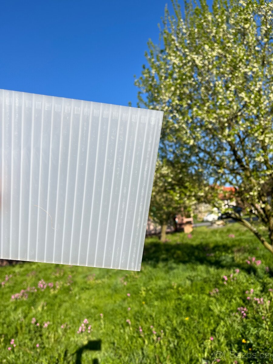 Komůrkový polykarbonát - 2