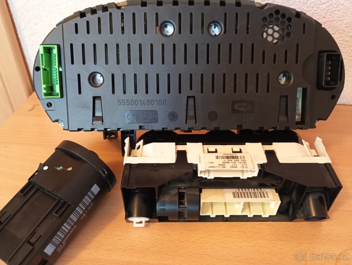 VW Polo budíky r.v.,2007 9n - 2